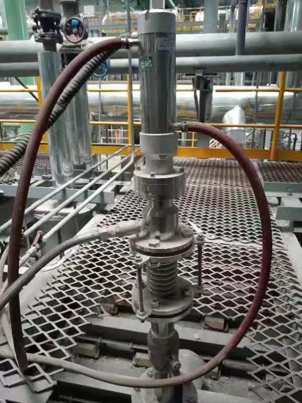 2001L_LH4NEX10S 真空炉拱顶和风道红外双色高温计